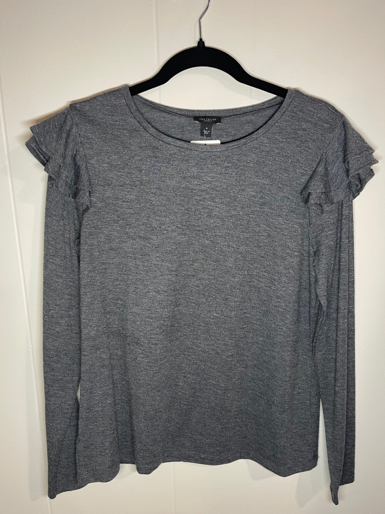 Ann Taylor Blouse M Long Sleeve 