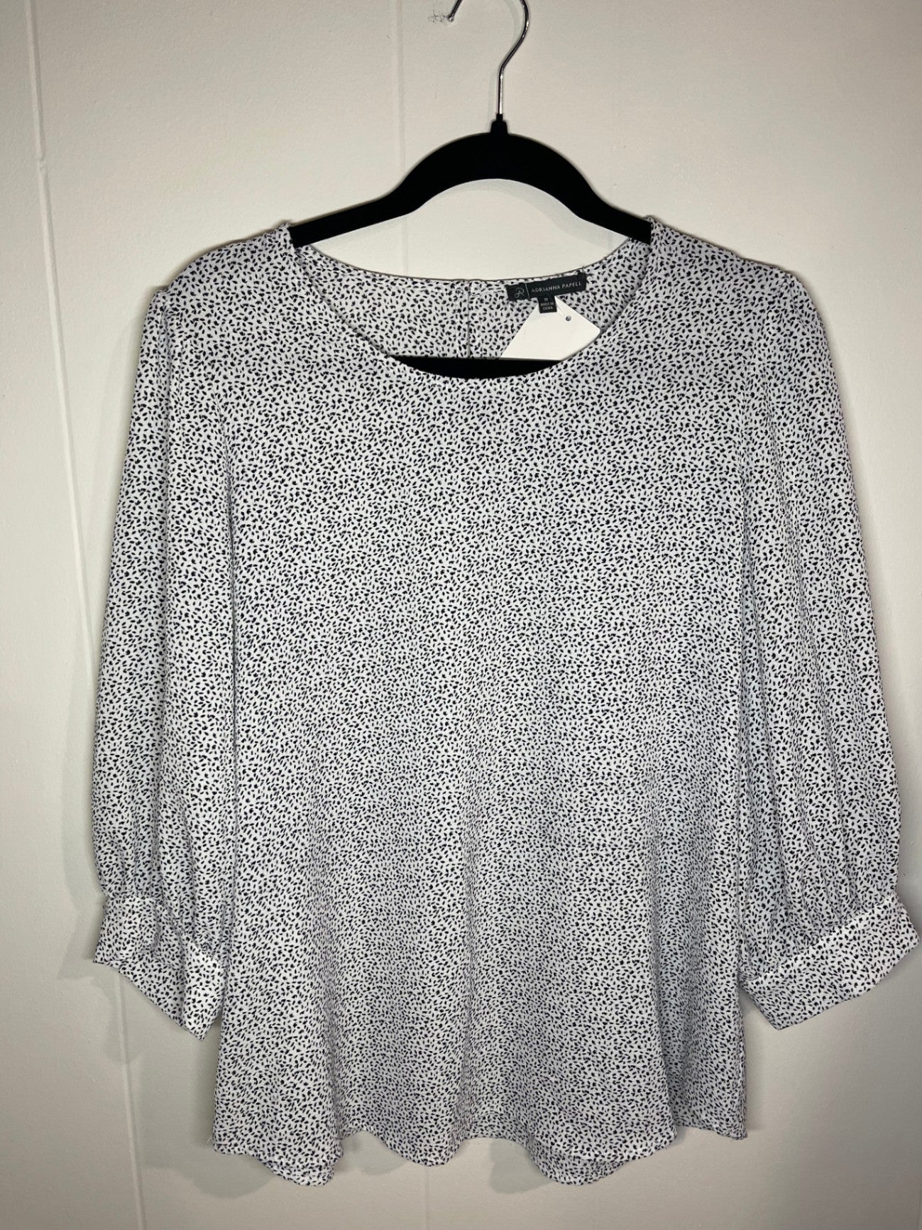 Adrianna Papell Blouse M Long Sleeve 