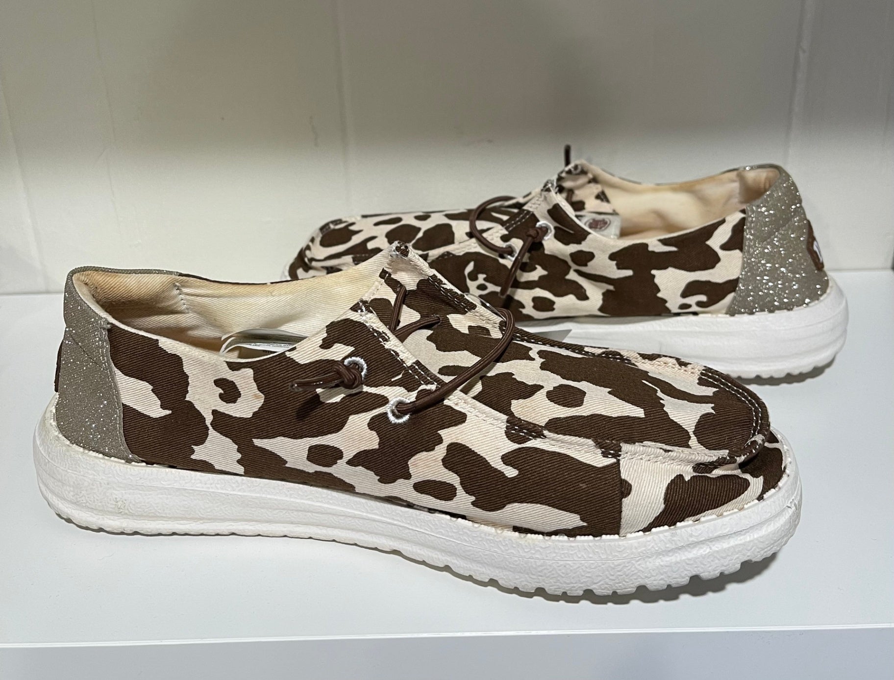 Hey Dude Shoes 7 Cow